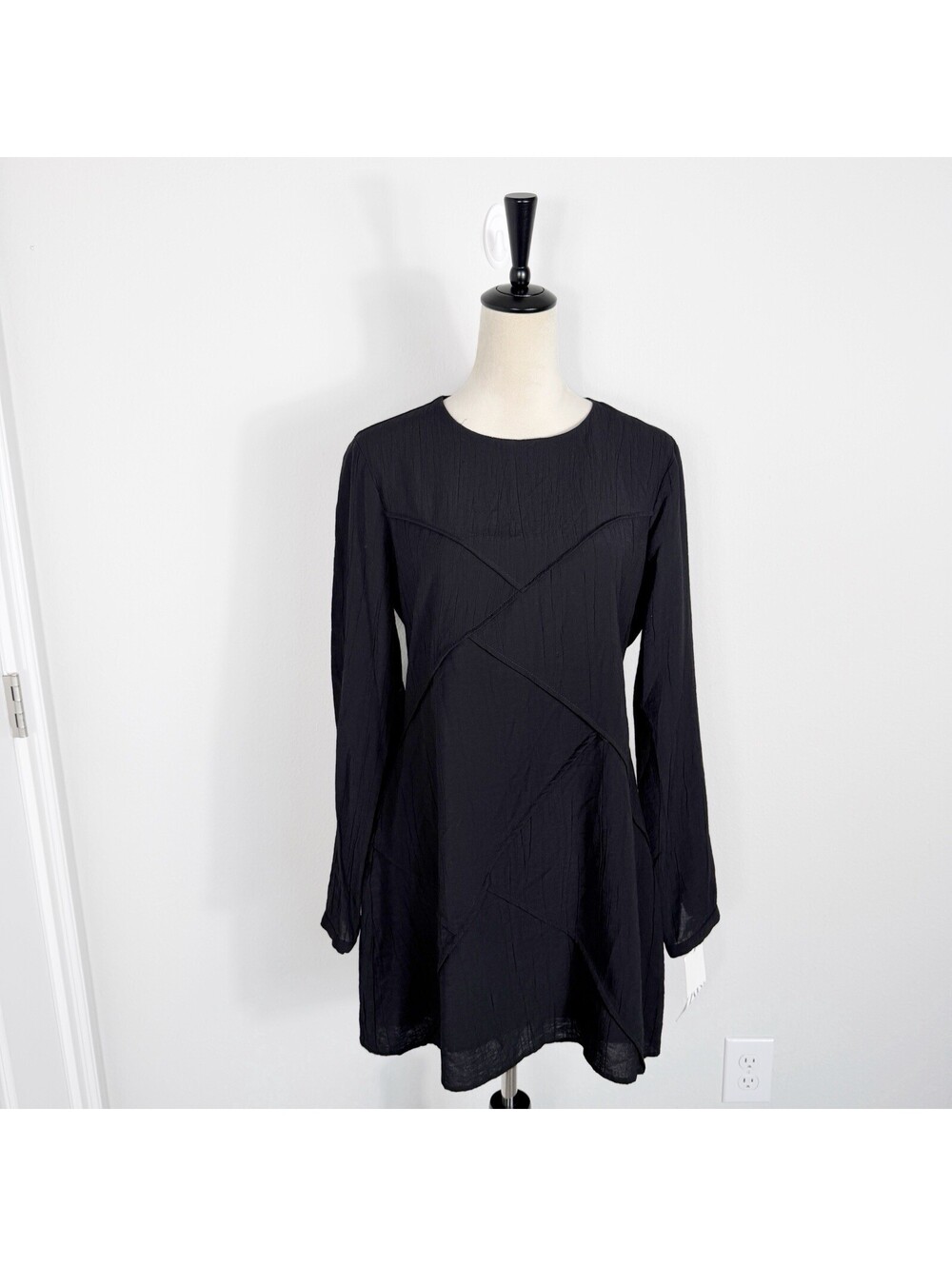 NWT Zara Womens Solid Black Long Sleeve Mini Dress Textured Minimalist Large